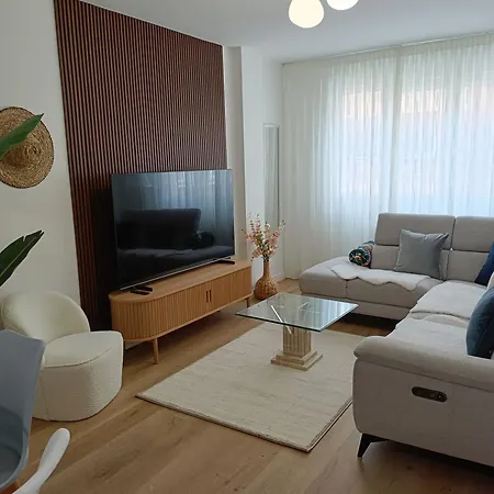 Apartment Bahia Ferry - Parking Y Desayuno Con Productos Tipicos Incluidos Santander