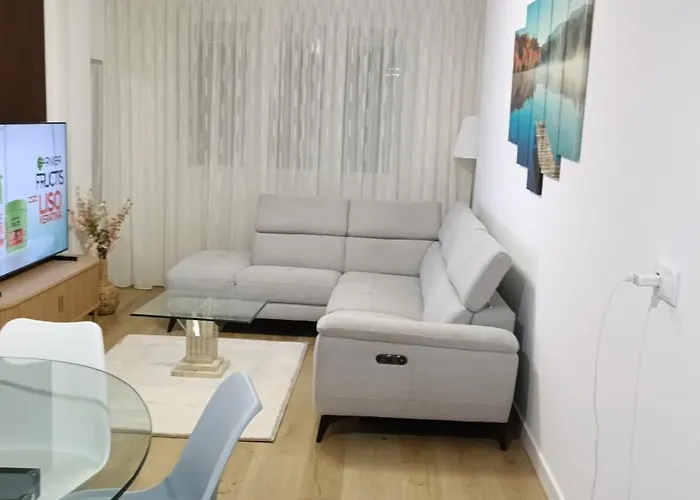 Bahia Ferry Tranquilo, Con Parking Y Desayuno Casero En El Centro Apartment