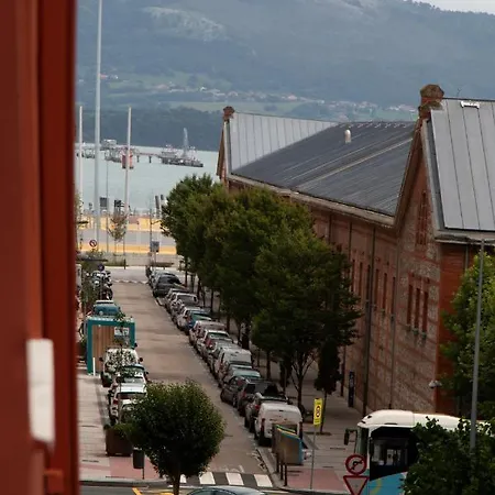 Bahia Ferry Tranquilo, Con Parking Y Desayuno Casero En El Centro *