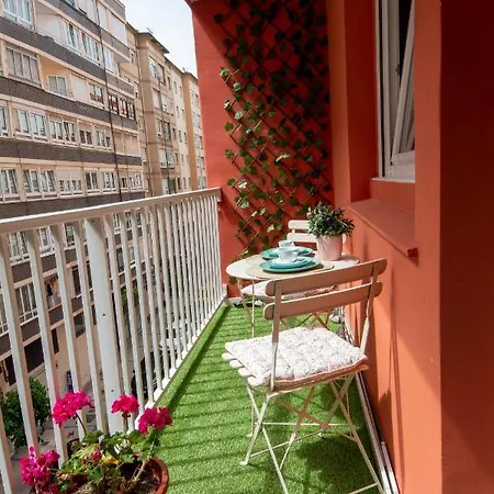 Bahia Ferry Tranquilo, Con Parking Y Desayuno Casero En El Centro Apartman