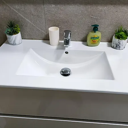 Apartman Bahia Ferry Tranquilo, Con Parking Y Desayuno Casero En El Centro Santender